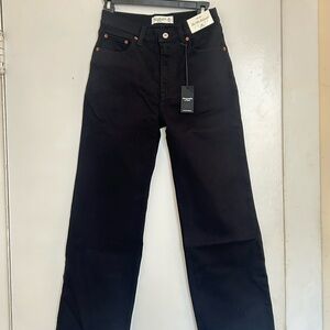 Abercrombie & Fitch High Rise 90’s Relaxed Jeans